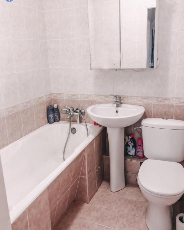 продажа трехкомнатной квартиры номер A-173722 в Приморском районе, фото номер 6